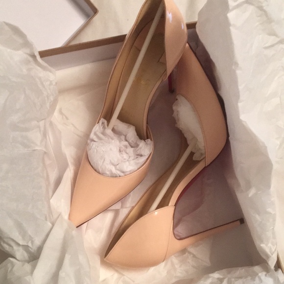 BRAND NEW a Christian Louboutin Light Pink Pumps - Picture 7 of 8